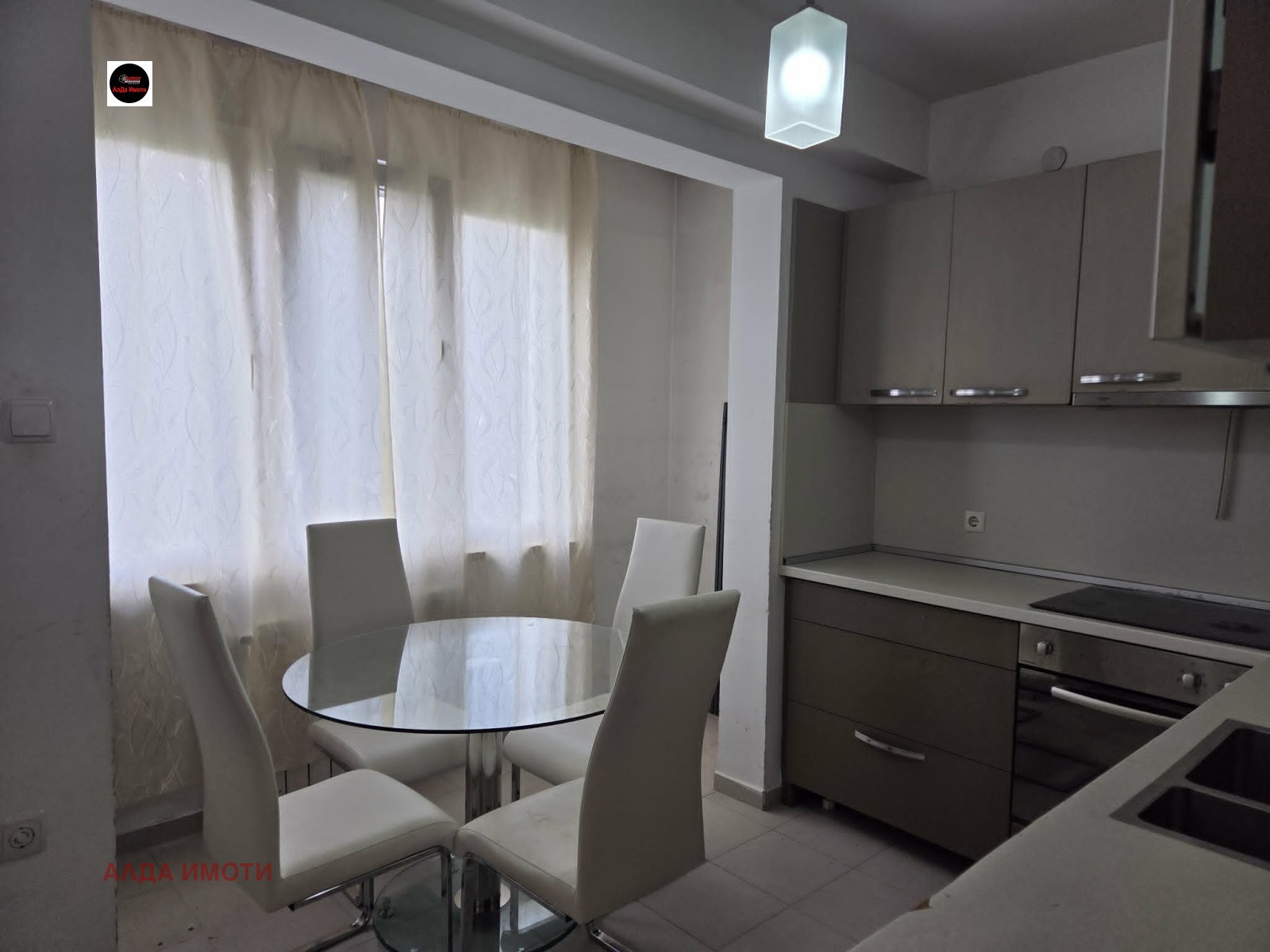 Продава 3-СТАЕН, гр. София, Сердика