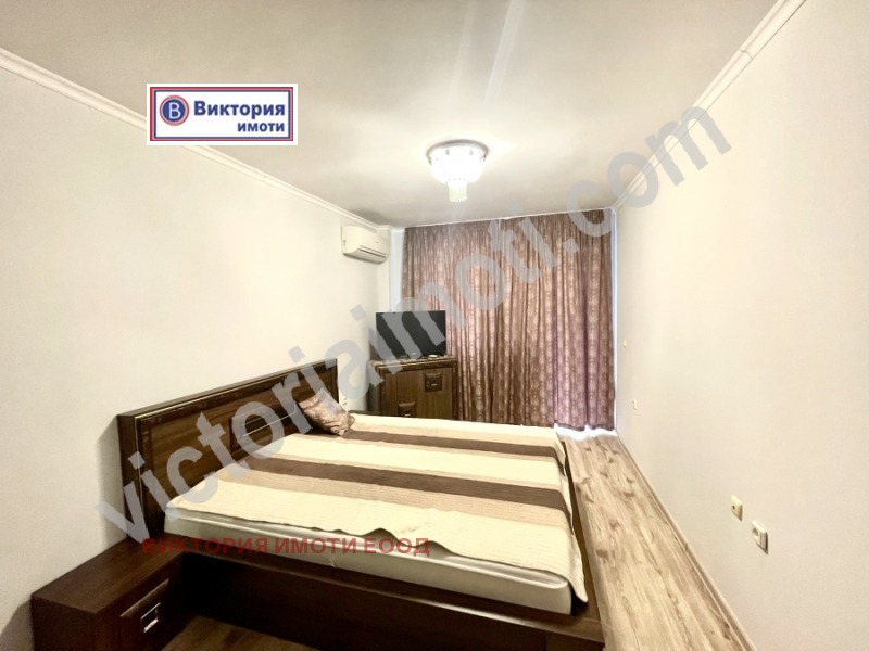 Продава 3-СТАЕН, гр. Велико Търново, Колю Фичето, снимка 3 - Aпартаменти - 46609714