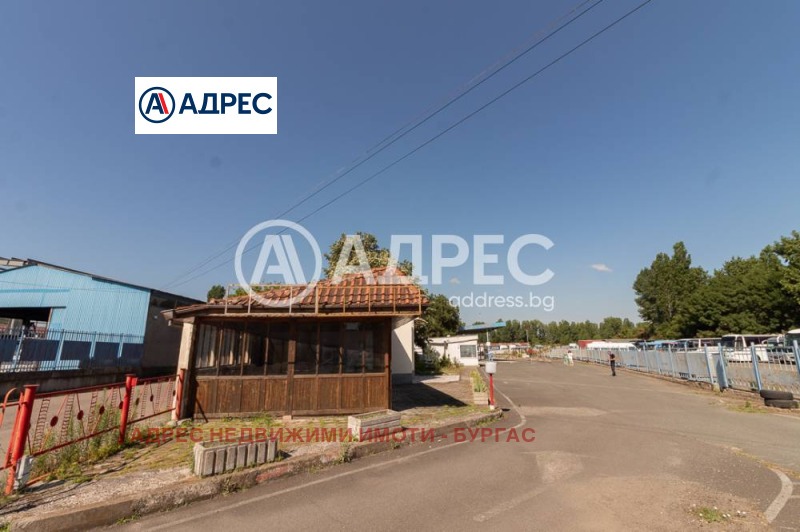 Продава  Парцел град Бургас , Промишлена зона - Юг , 3457 кв.м | 82106600 - изображение [4]