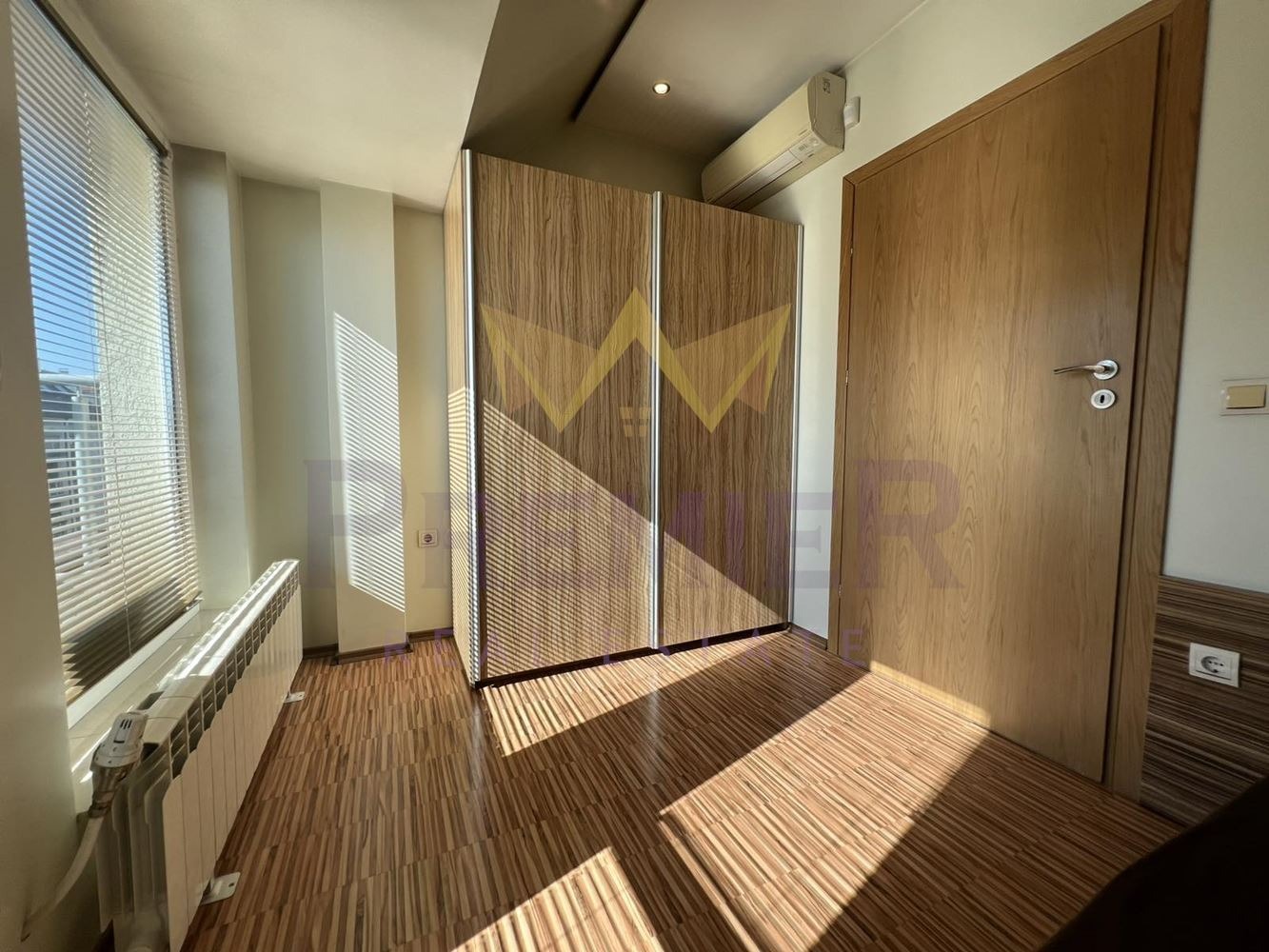 Продава 3-СТАЕН, гр. Варна, Колхозен пазар, снимка 8 - Апартаменти - 53732245