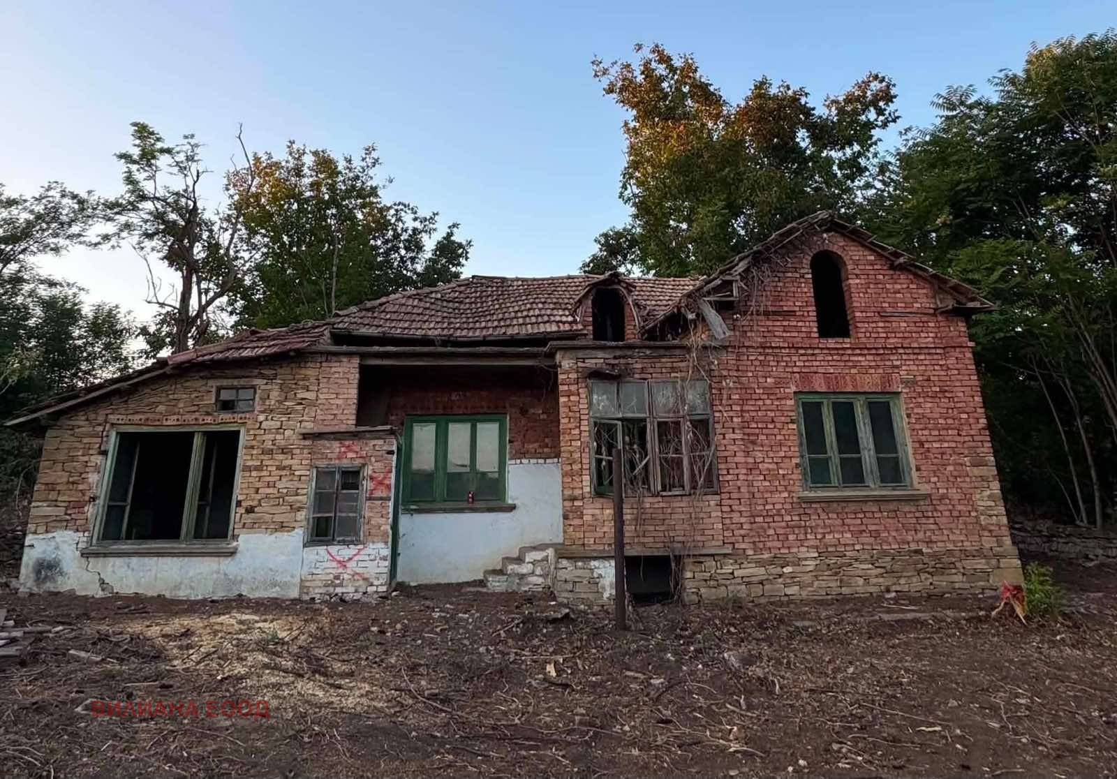 Продава КЪЩА, с. Горна Липница, област Велико Търново