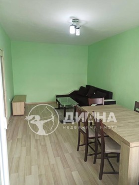 2 slaapkamers Mladezjki Chalm, Plovdiv 2