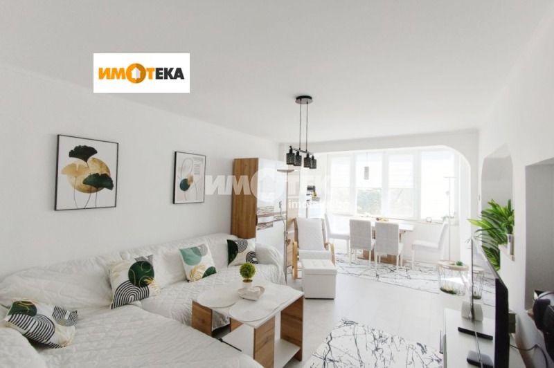 In vendita  2 camere da letto Varna , Chajka , 90 mq | 99011748