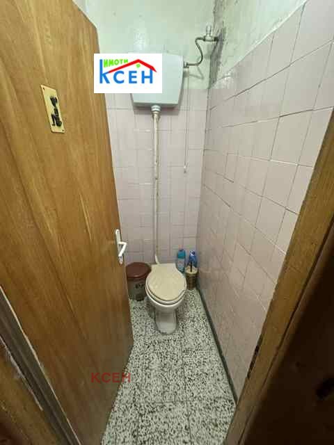 Продава 3-СТАЕН, гр. Търговище, Запад 2, снимка 10 - Апартаменти - 52378471