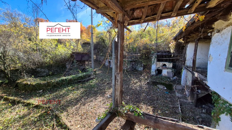 Продава КЪЩА, с. Парчовци, област Габрово, снимка 3 - Къщи - 52322593