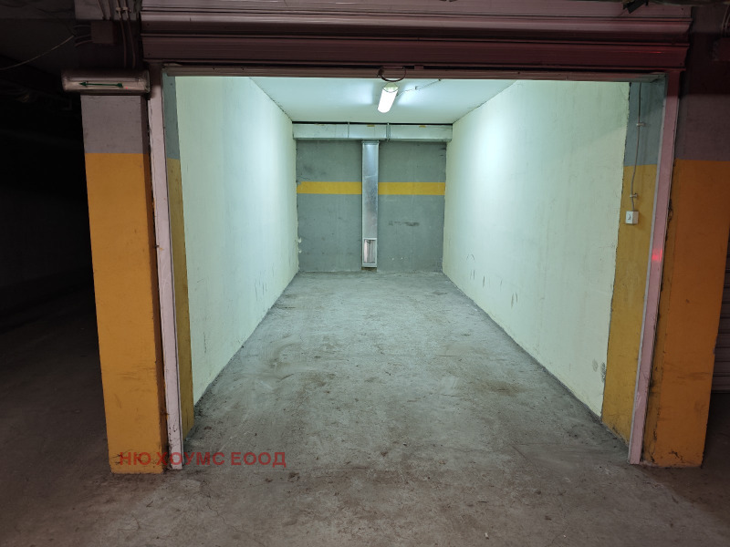 À vendre  Garage Sofia , Lyulin 1 , 16 m² | 40627804