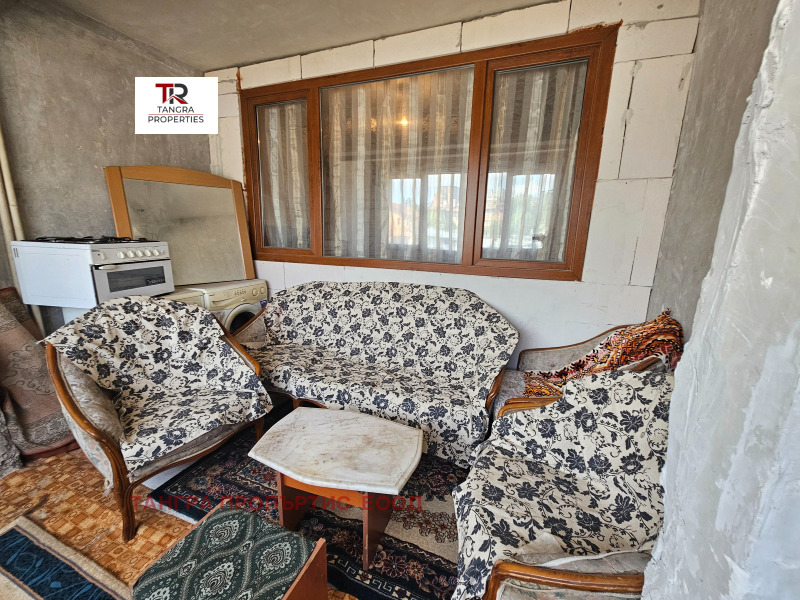 Продава 2-СТАЕН в област Перник, гр. Радомир - 72 кв.м / 55 000 € » 107 570.65 лв., ТАНГРА ПРОПЪРТИС ЕООД