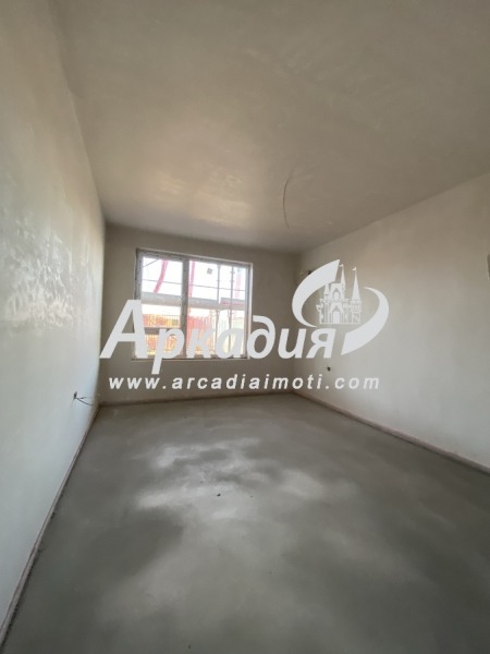 Продава 2-СТАЕН, гр. Пловдив, Остромила, снимка 2 - Апартаменти - 52225867