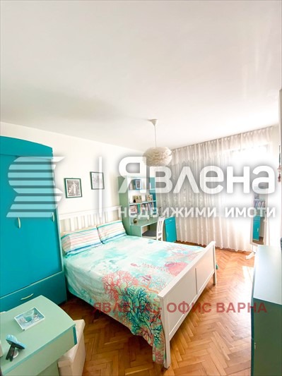 Продава 3-СТАЕН, гр. Варна, Бриз, снимка 6 - Aпартаменти - 48634615