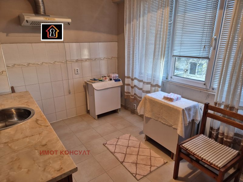 Продава 3-СТАЕН, гр. Враца, Сениче, снимка 3 - Апартаменти - 52736224