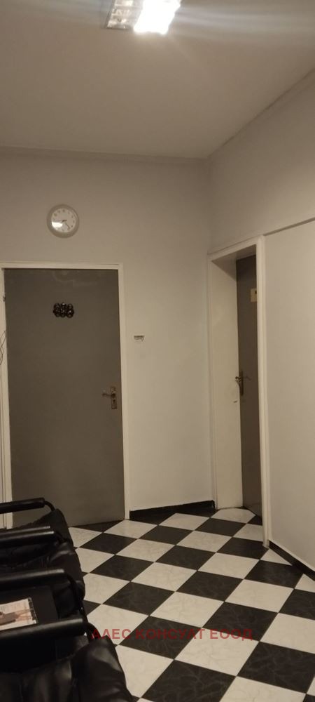 Продава 3-СТАЕН, гр. София, Център, снимка 4 - Апартаменти - 55099259