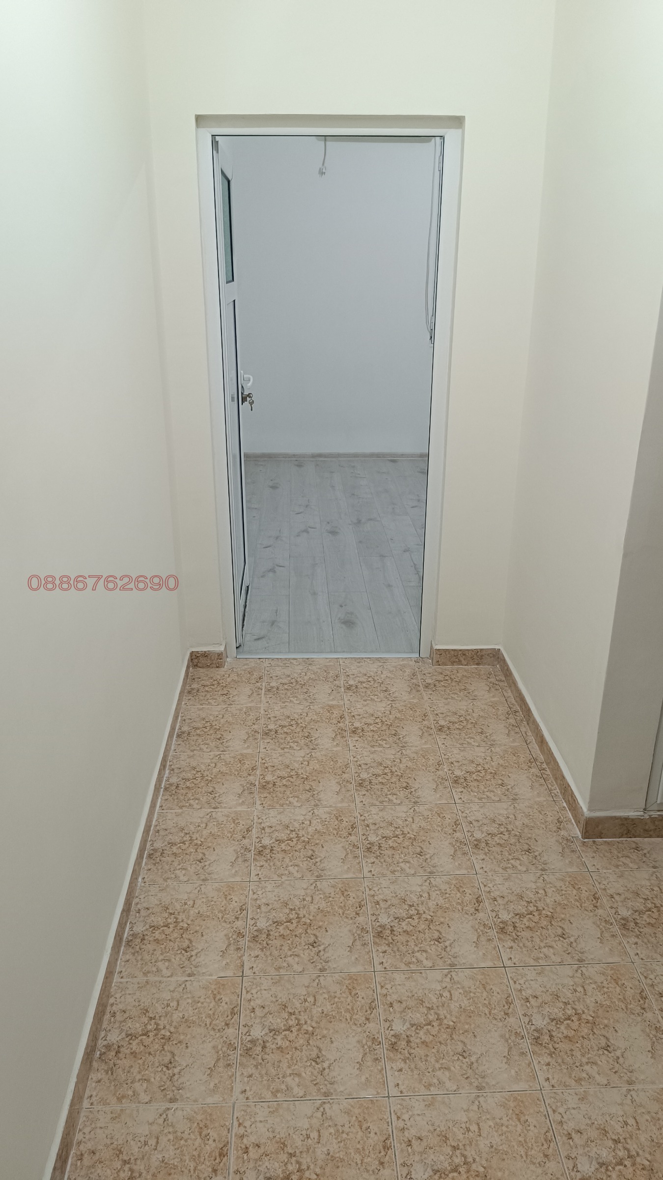 Продава 2-СТАЕН, гр. Кърджали, Център, снимка 3 - Апартаменти - 54603877