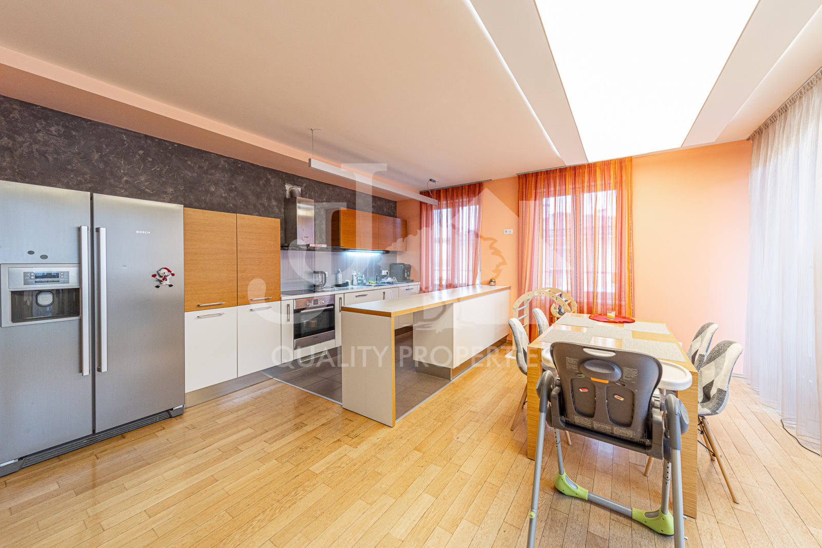 Продава 4-СТАЕН, гр. София, Малинова долина, снимка 2 - Апартаменти - 54026420