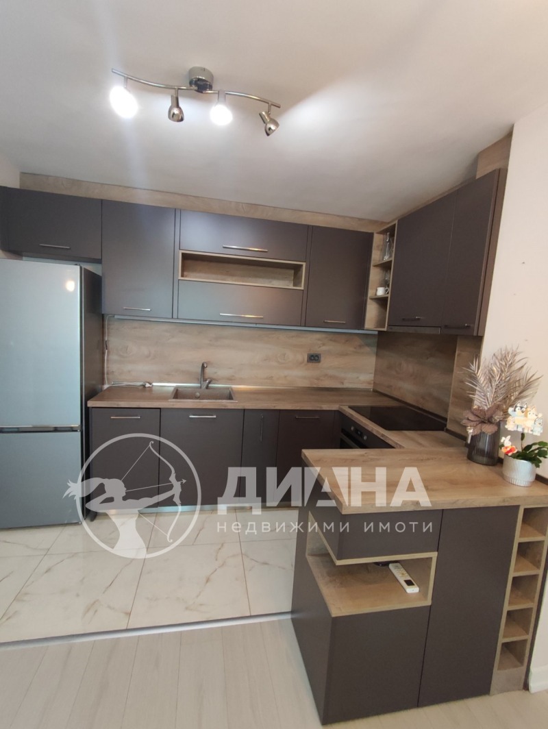 Продава  2-стаен град Пловдив , Гагарин , 82 кв.м | 92124041 - изображение [2]