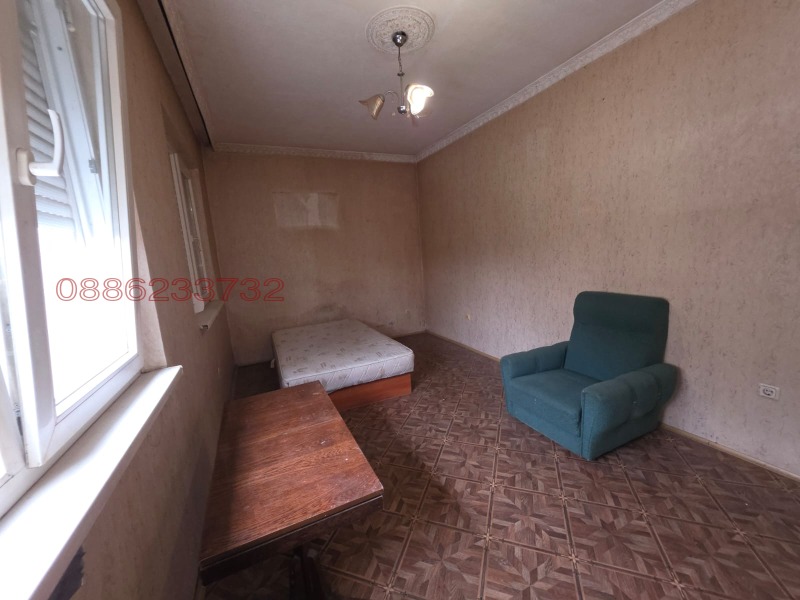 Продава 4-СТАЕН, гр. Пловдив, Южен, снимка 3 - Апартаменти - 53453468