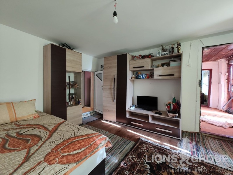 Продава КЪЩА, с. Опанец, област Добрич, снимка 3 - Къщи - 52667809