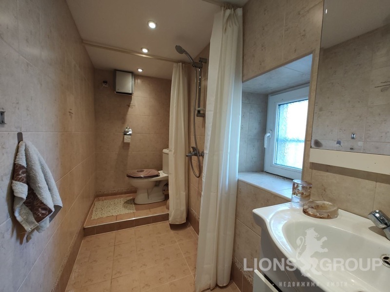 Продава КЪЩА, с. Опанец, област Добрич, снимка 9 - Къщи - 52667809