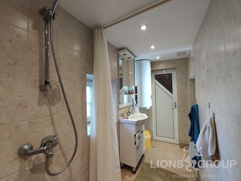 Продава КЪЩА, с. Опанец, област Добрич, снимка 8 - Къщи - 52667809