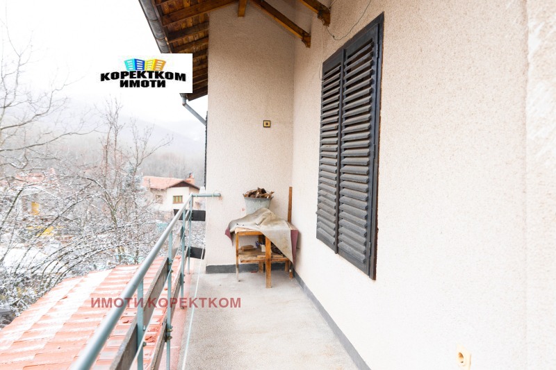 Продава КЪЩА, гр. София, Горна баня, снимка 14 - Къщи - 53375566