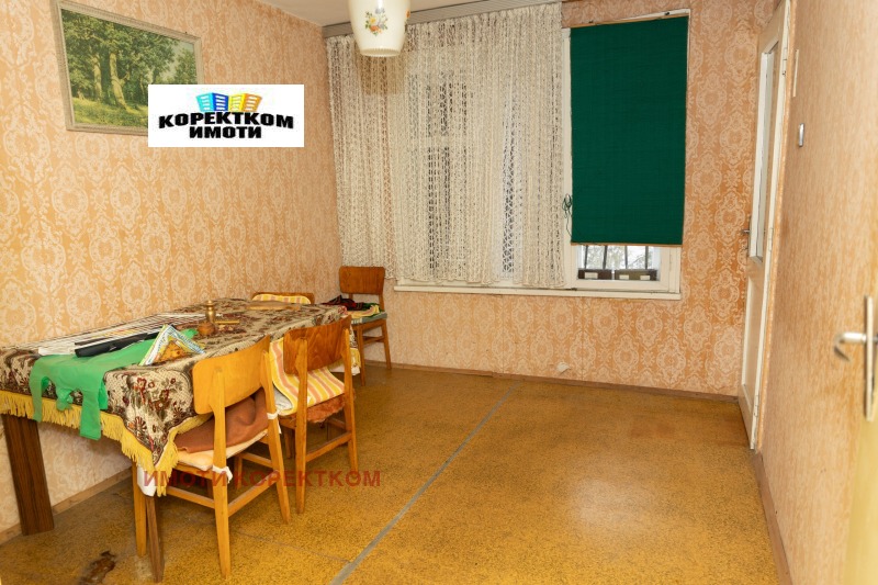 Продава КЪЩА, гр. София, Горна баня, снимка 11 - Къщи - 53375566