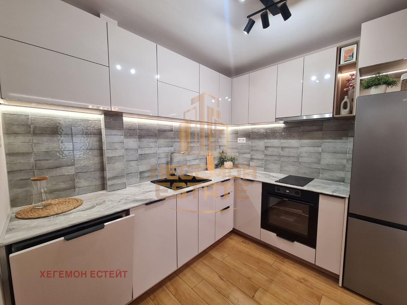 Продава 3-СТАЕН, гр. Варна, Спортна зала, снимка 4 - Апартаменти - 56223616