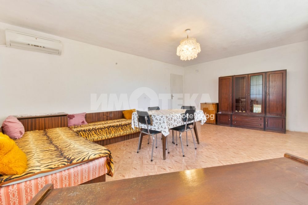 Продава ЕТАЖ ОТ КЪЩА, гр. Куклен, област Пловдив, снимка 6 - Етаж от къща - 55522975