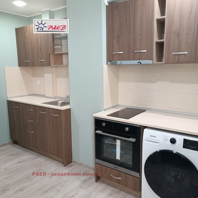 Продава 3-СТАЕН в град Русе, Дружба 3 - 70 кв.м / 92 000 € » 179 936.36 лв., РАЕВ - недвижими имоти
