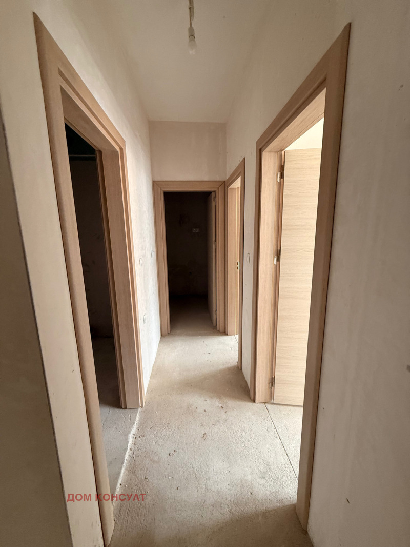 Eladó  2 hálószobás Plovdiv , Ostromila , 100 négyzetméter | 41501317 - kép [3]