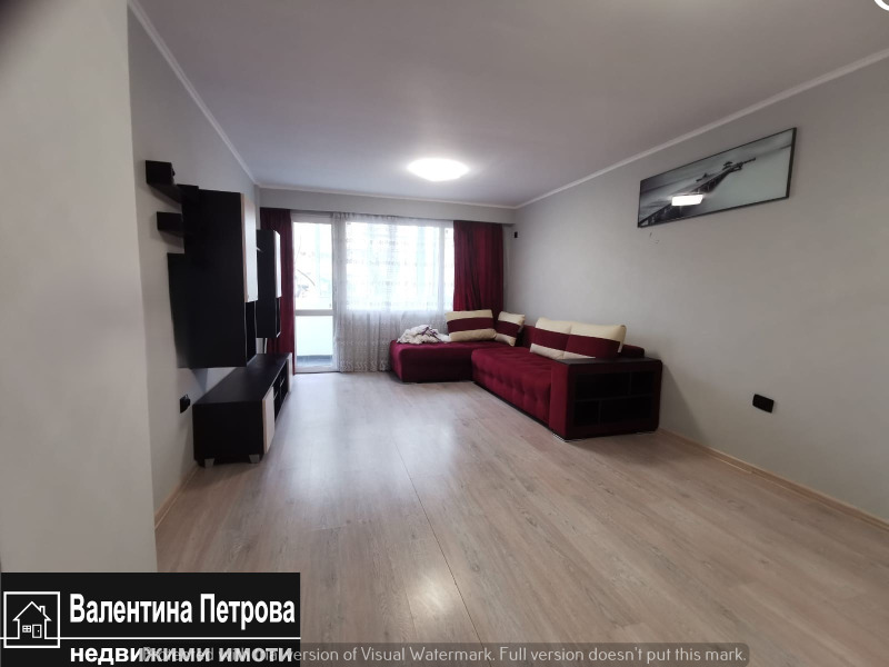 Продава 3-СТАЕН, гр. Русе, Родина 1