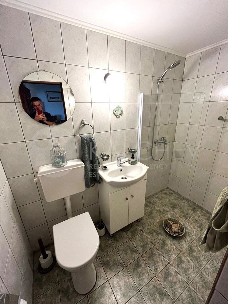 Продава КЪЩА, гр. Балчик, област Добрич, снимка 17 - Къщи - 55571810