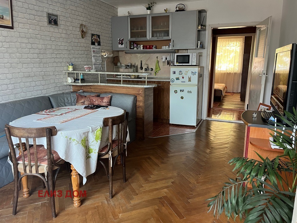 Продава 3-СТАЕН, гр. Варна, Левски 1, снимка 2 - Апартаменти - 55950141