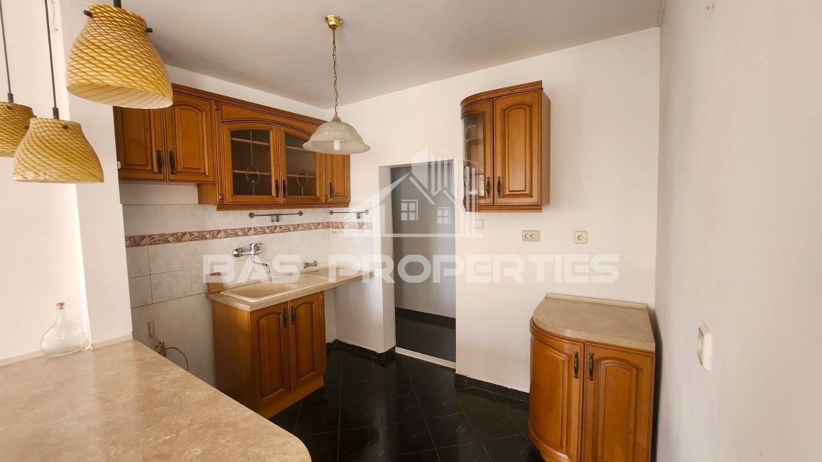 Продава 3-СТАЕН, гр. София, Лагера, снимка 4 - Апартаменти - 56082703