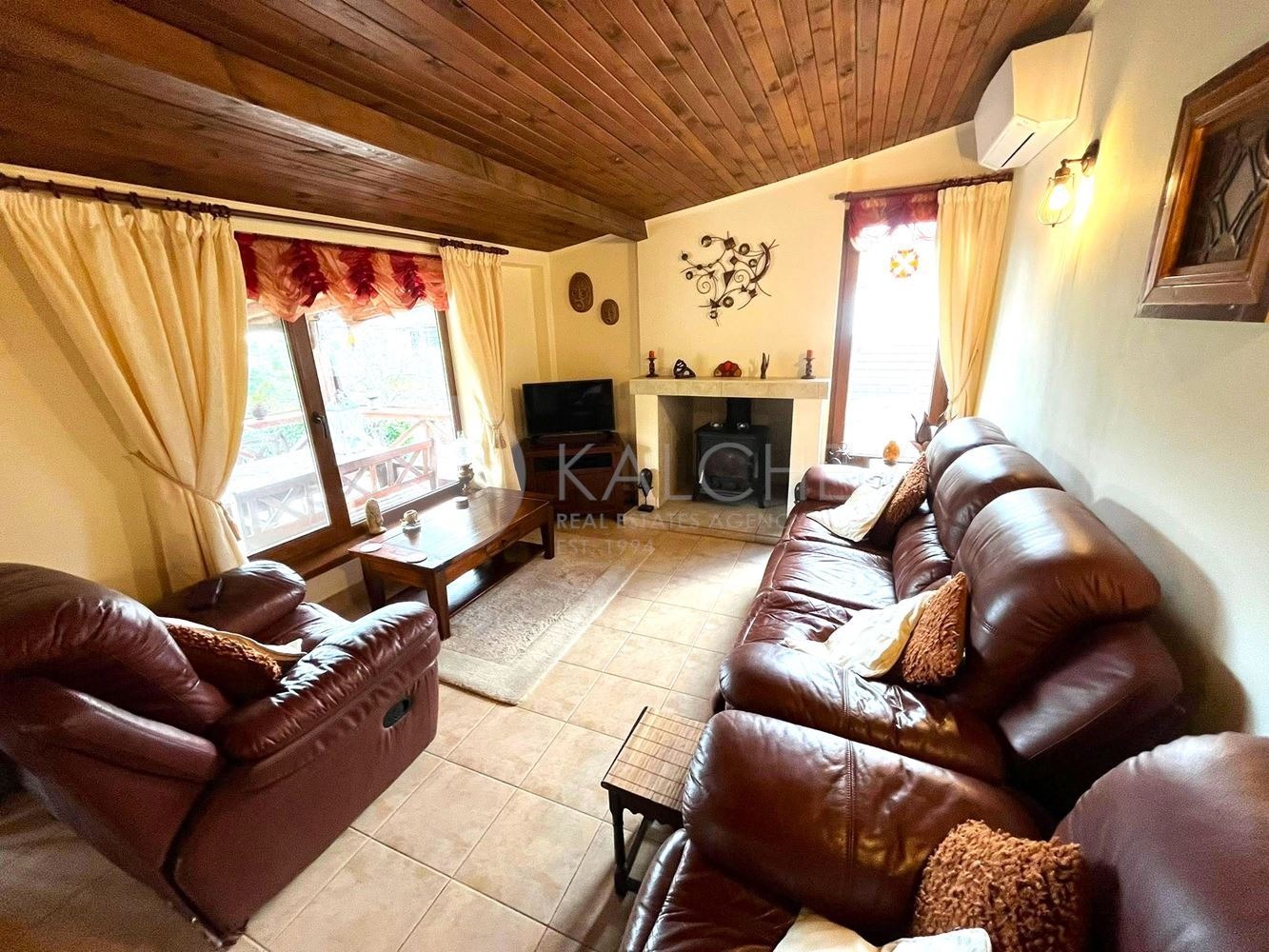 Продава КЪЩА, гр. Балчик, област Добрич, снимка 5 - Къщи - 55571810