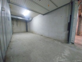 Garage Tsentar, Sofia