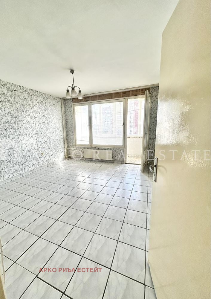 Продава 2-СТАЕН, град София, Люлин 5 • 120000 € / 234699.60 лв. • 48169072 1