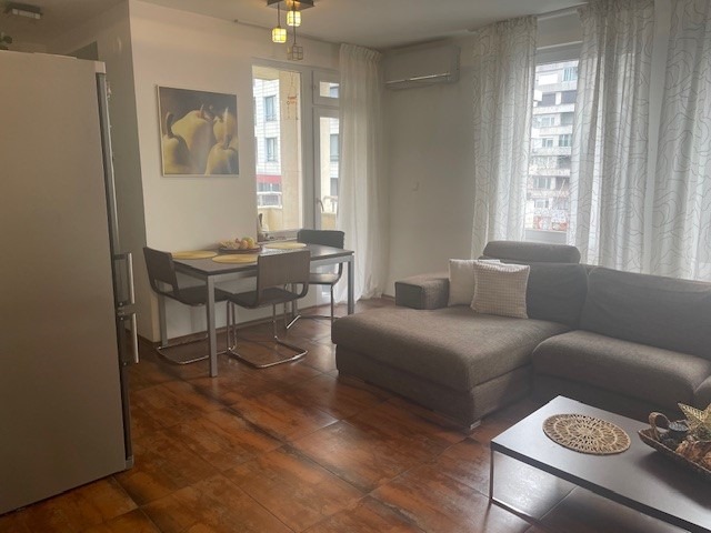 Продава 3-СТАЕН, гр. София, Гео Милев, снимка 2 - Апартаменти - 52917420