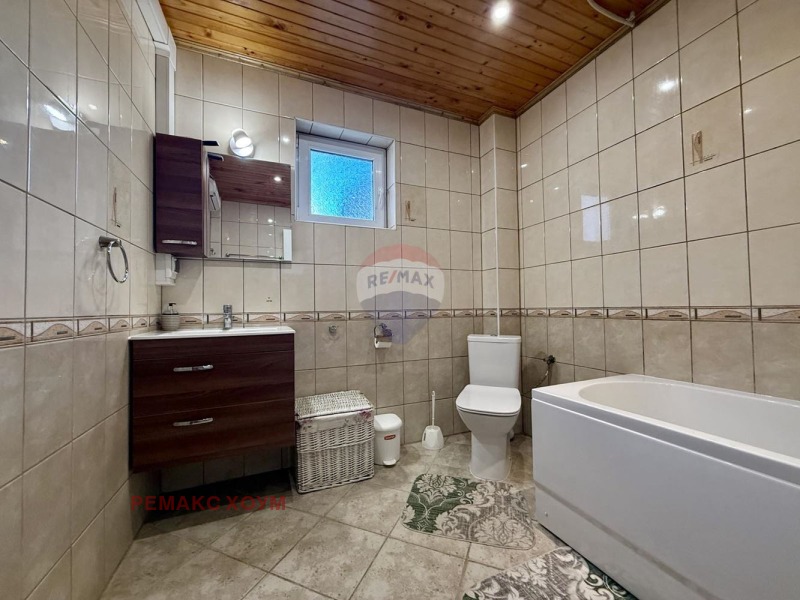 Продава КЪЩА, гр. Балчик, област Добрич, снимка 14 - Къщи - 52942494