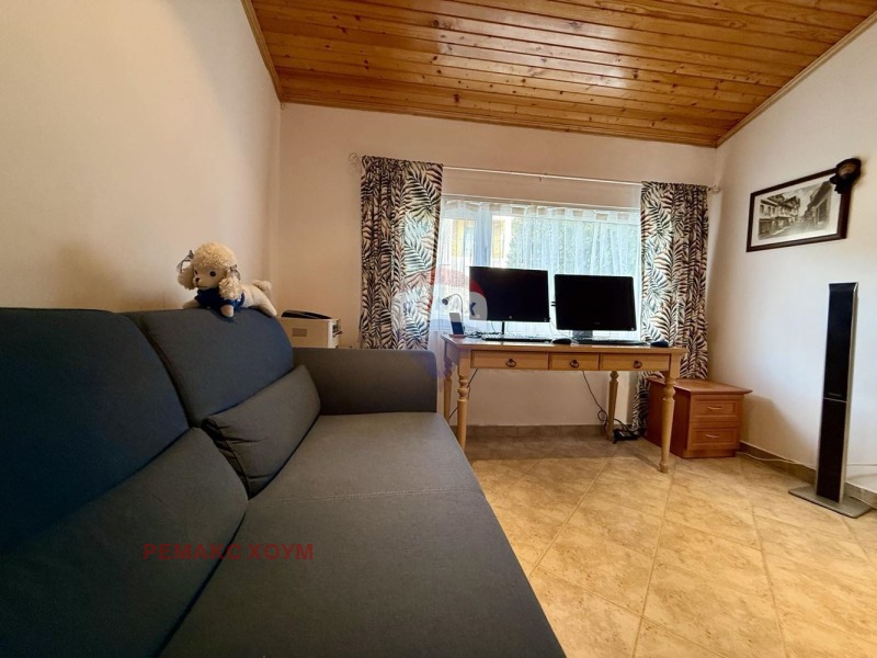 Продава КЪЩА, гр. Балчик, област Добрич, снимка 12 - Къщи - 52942494