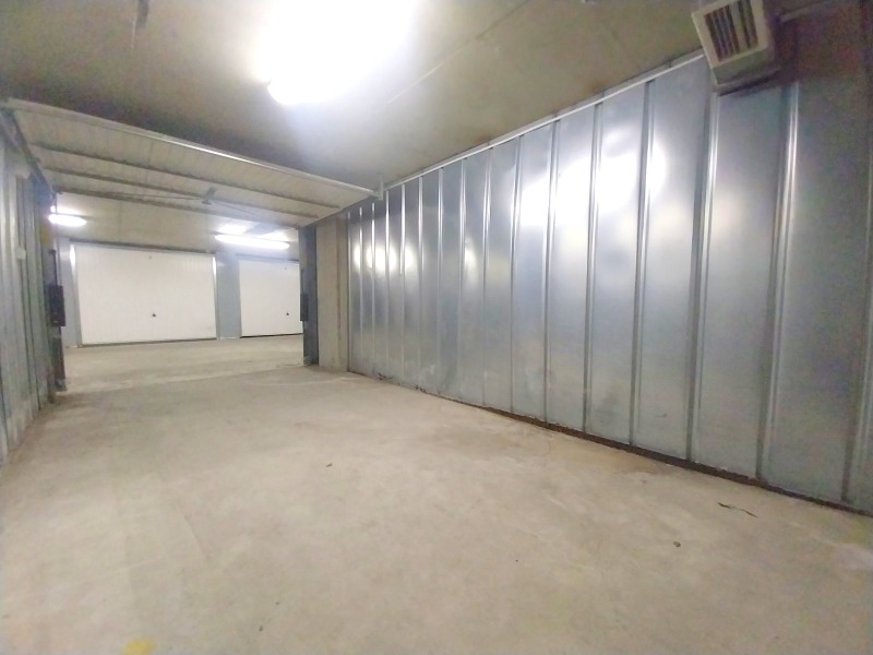Eladó  Garázs Sofia , Centar , 16 négyzetméter | 11126444 - kép [4]