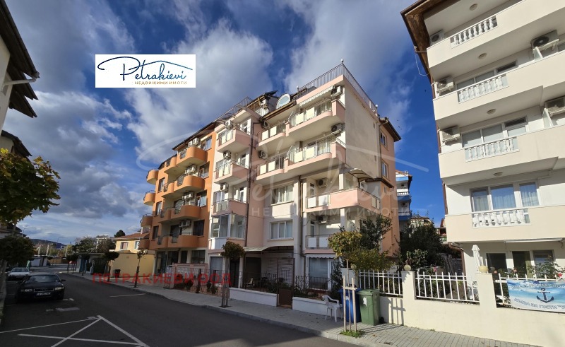 Продава ХОТЕЛ, гр. Приморско, област Бургас, снимка 2 - Хотели - 52440951