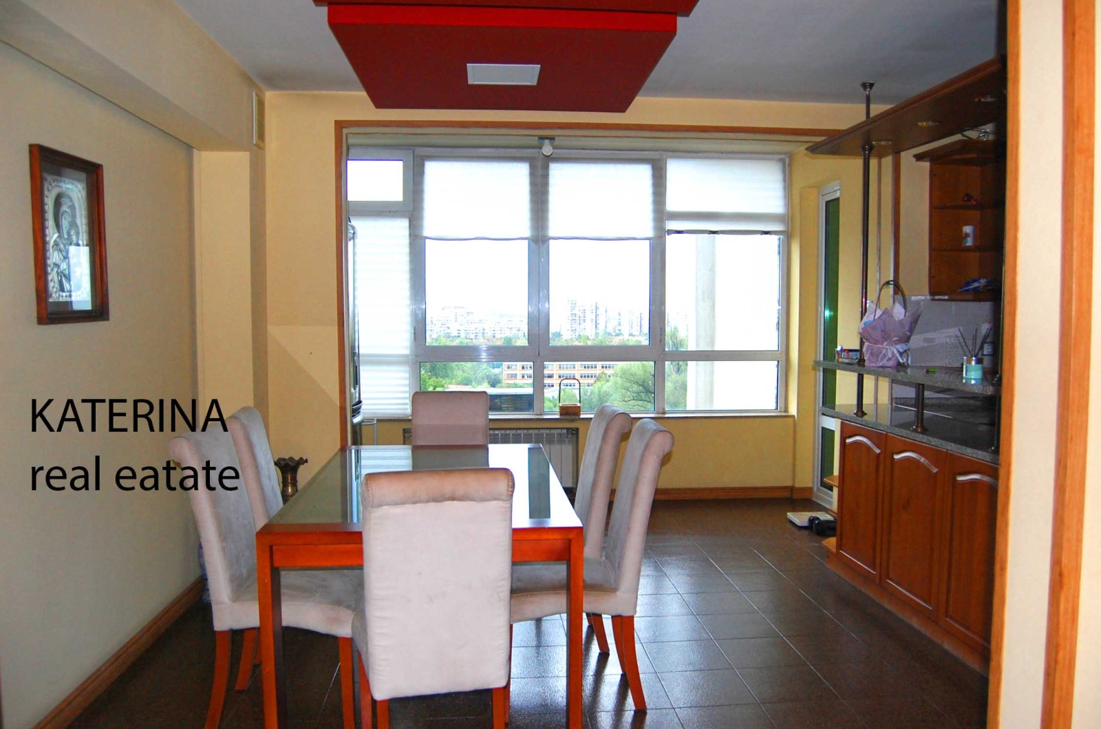 Продава 4-СТАЕН, гр. София, Лагера, снимка 2 - Апартаменти - 51882877