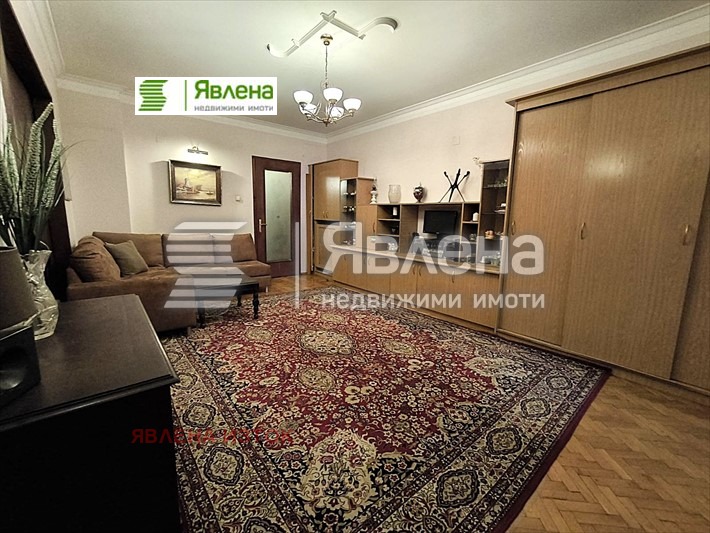 De vânzare  3 dormitoare Sofia , Iavorov , 131 mp | 21315676