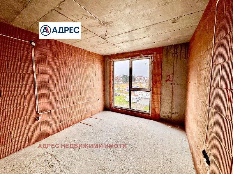 Продава МНОГОСТАЕН, гр. Стара Загора, Център, снимка 2 - Апартаменти - 53073176