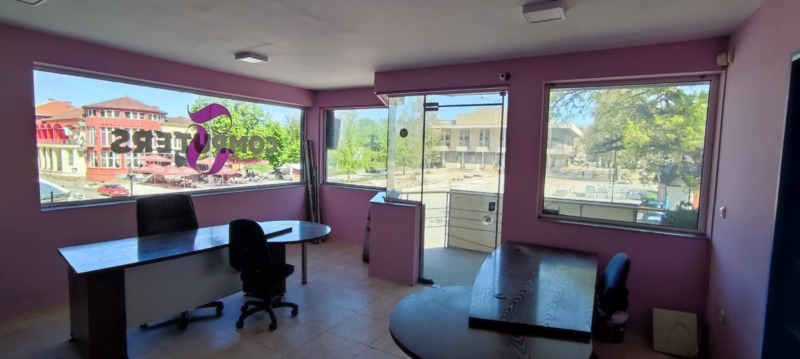 En venta  Oficina región Veliko Tarnovo , Svishtov , 37 metros cuadrados | 81844299 - imagen [2]