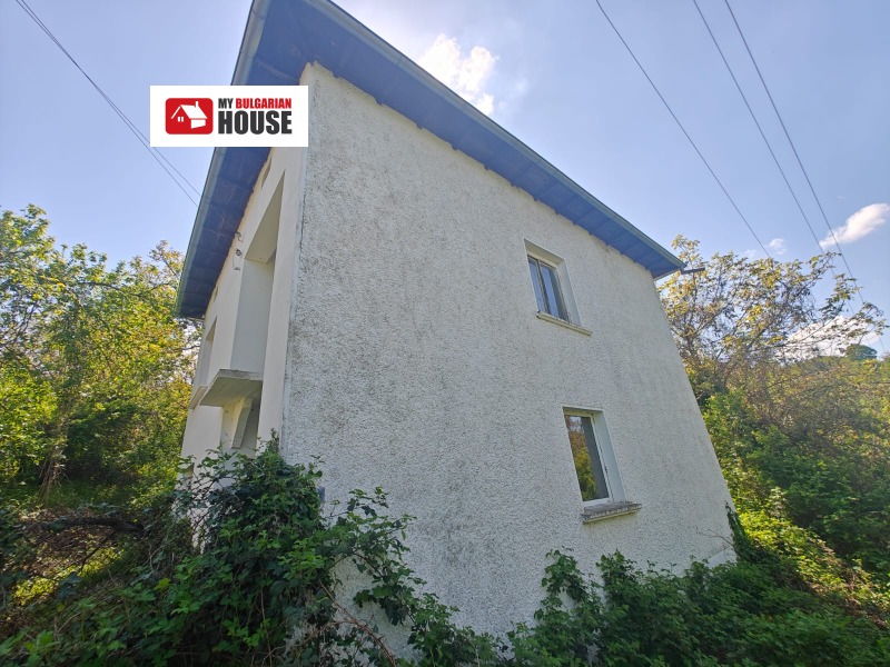Продава  Къща област Ловеч , с. Голяма Брестница , 216 кв.м | 34563796 - изображение [5]