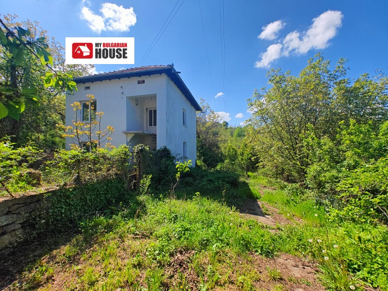 Продава  Къща област Ловеч , с. Голяма Брестница , 216 кв.м | 34563796
