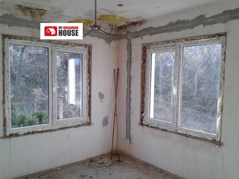 Продава  Къща област Ловеч , с. Голяма Брестница , 216 кв.м | 34563796 - изображение [9]