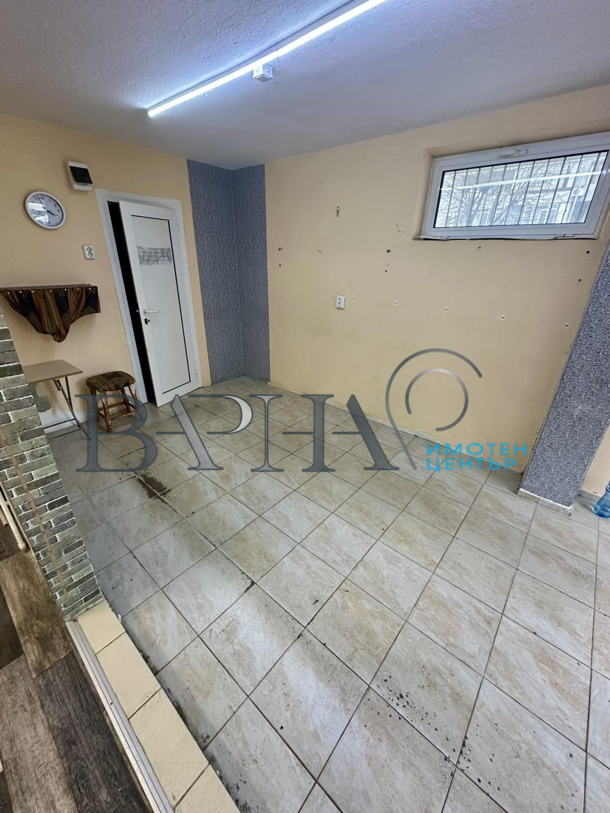 Продава МАГАЗИН, гр. Варна, Колхозен пазар, снимка 4 - Магазини - 54084666