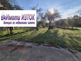 Dom Ozarnowci, region Pernika 8