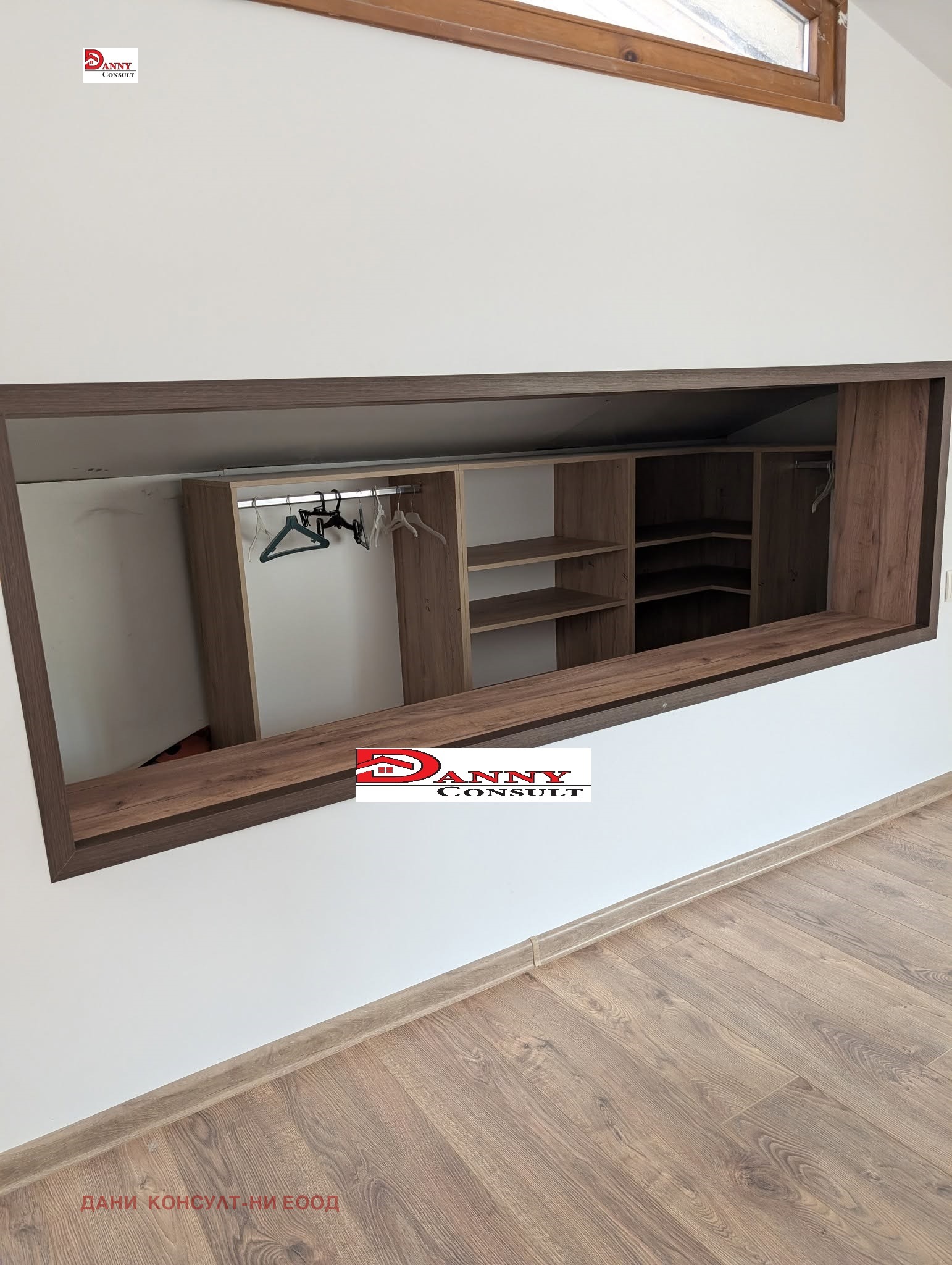 Продава МНОГОСТАЕН, гр. Велико Търново, Център, снимка 4 - Апартаменти - 54995762